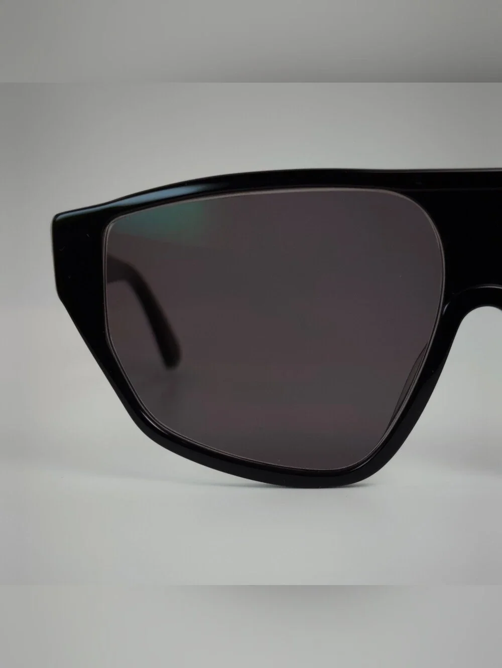 Bruno. Large All Gloss Black Shield Sunglasses. Good Sun Protection.